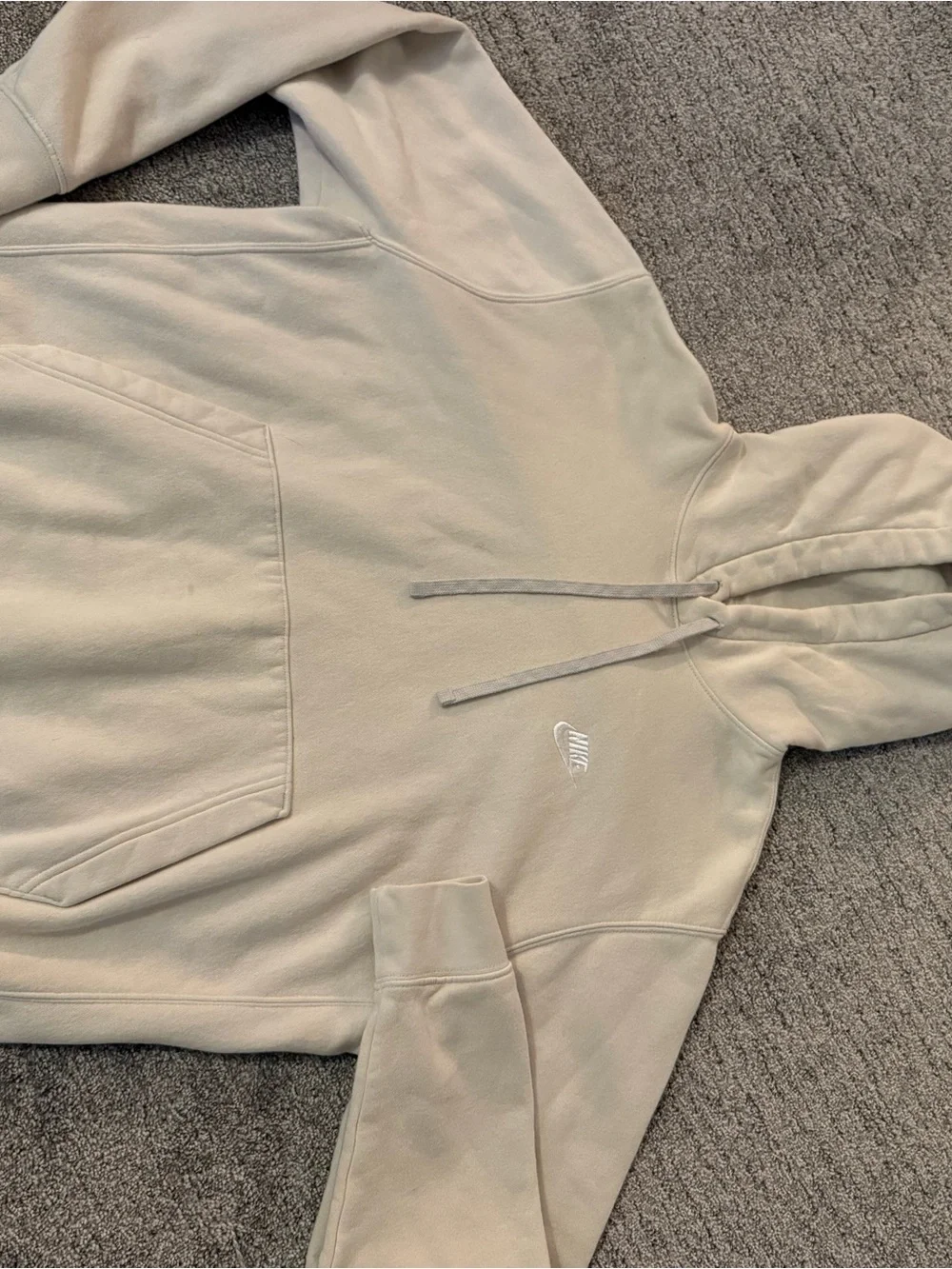 Nike Cream Pullover Hoodie size M